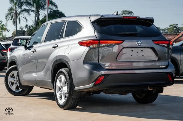 2023 Toyota Kluger Hybrid GX AWD image 2