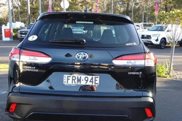 2023 Toyota Corolla Cross GX image 5
