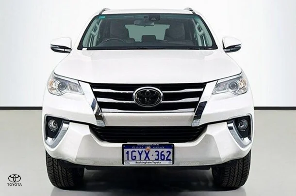 2020 Toyota FORTUNER GXL image 2
