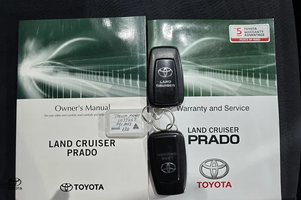 2019 Toyota Prado GX image 30
