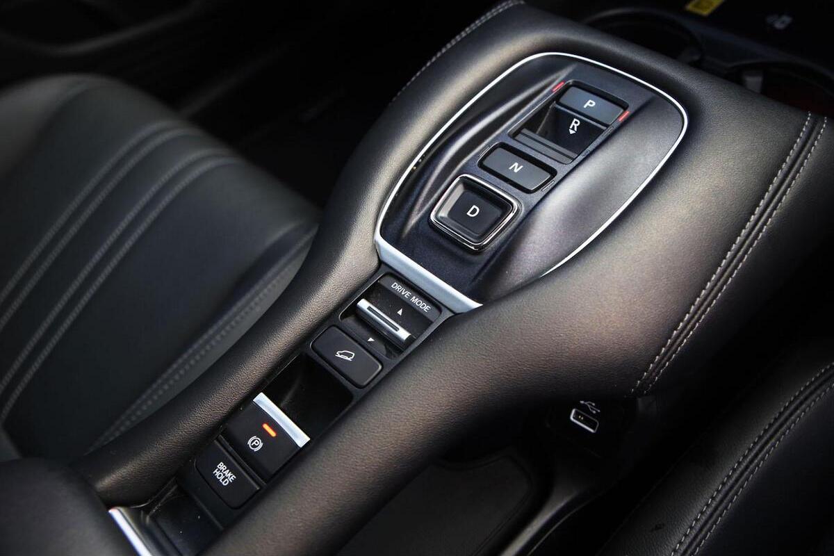 2024 Honda ZR-V e:HEV LX Auto MY24 image 16