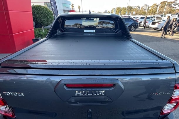 2024 Toyota Hilux Rogue image 7