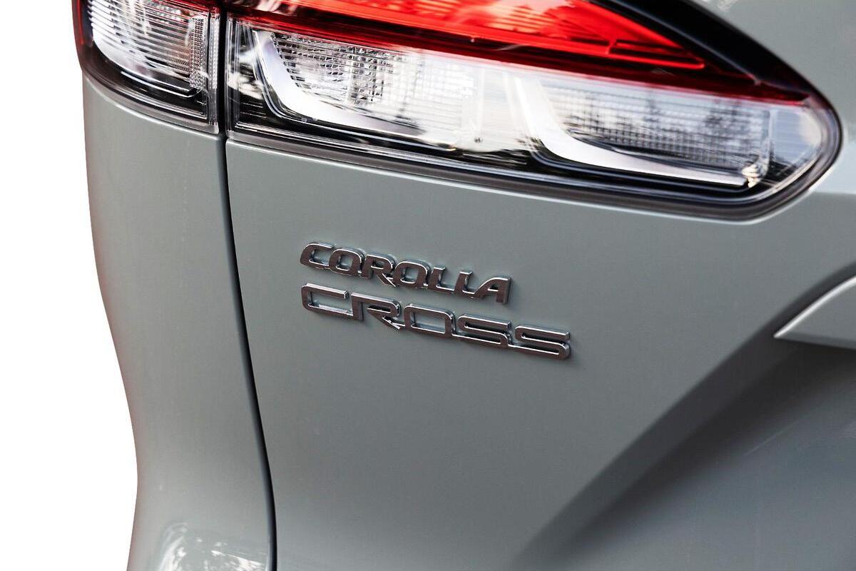 2024 Toyota Corolla Cross GXL Auto 2WD image 10