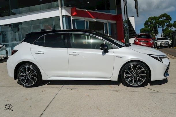 2023 Toyota Corolla ZR image 4