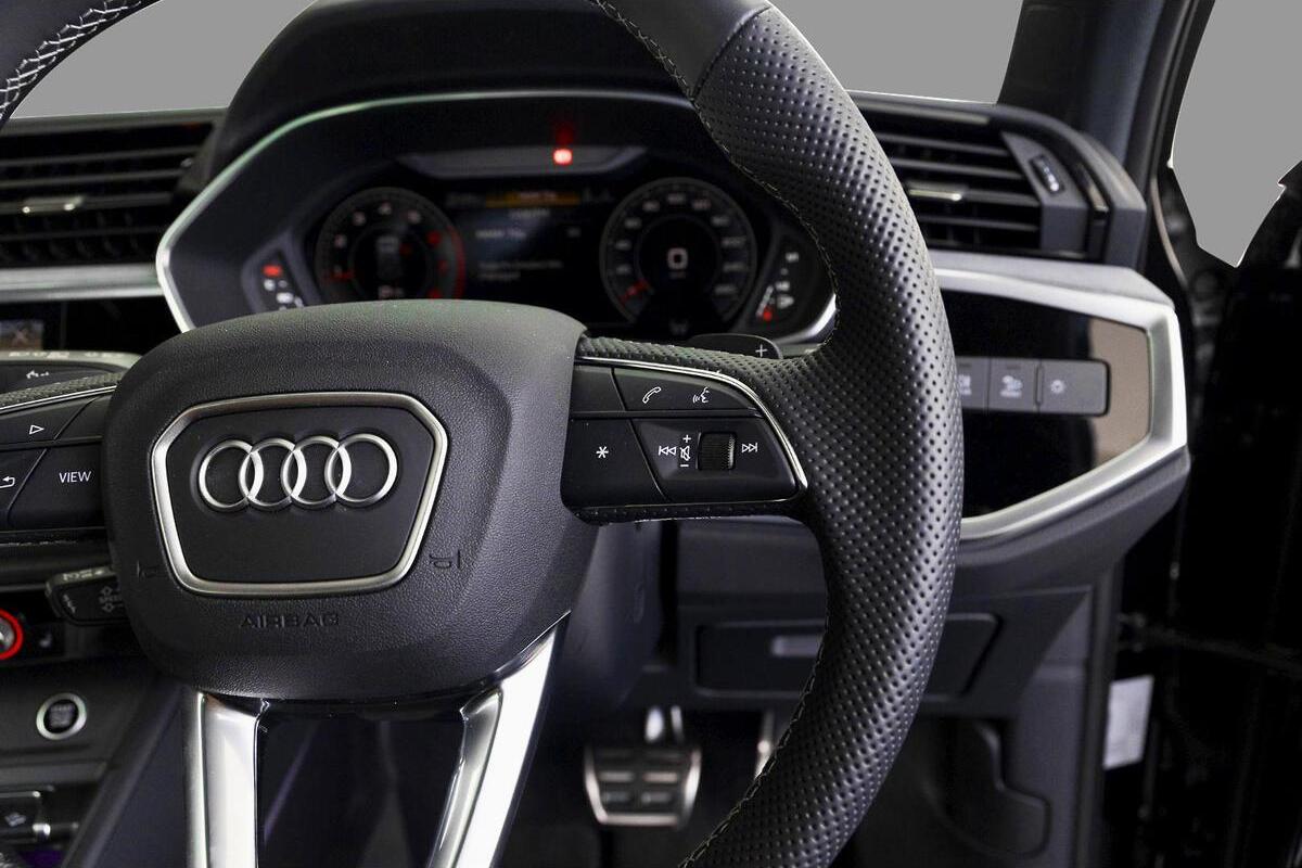 2024 Audi Q3 40 TFSI S Line Auto quattro MY25 image 13