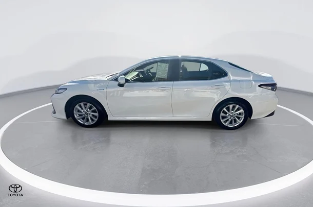 2021 Toyota Camry Hybrid Ascent image 5