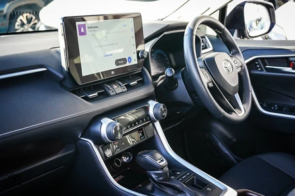 2024 Toyota RAV4 Hybrid Cruiser 2WD image 26