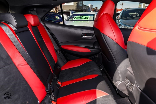 2023 Toyota Corolla ZR image 9