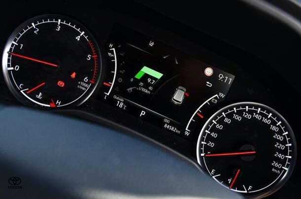 2023 Toyota Landcruiser VX image 11