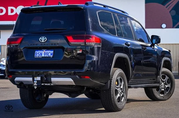 2021 Toyota Landcruiser GR-S image 2