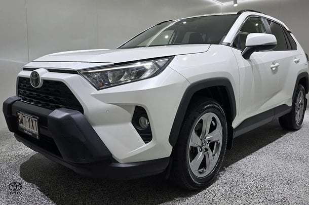 2019 Toyota RAV4 GXL-2WD image 6