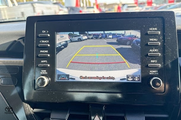 2021 Toyota Camry Hybrid Ascent image 17