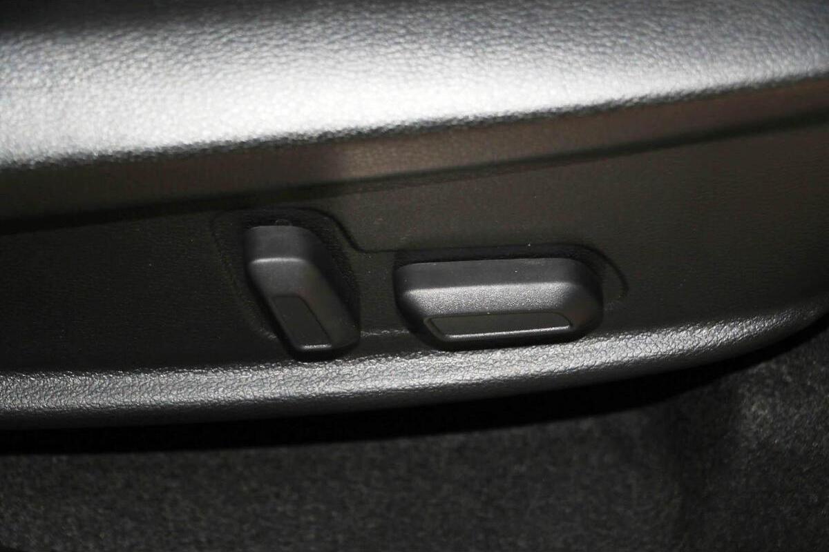 2024 LDV T60 Max PLUS Auto 4x4 MY24 Dual Cab image 13