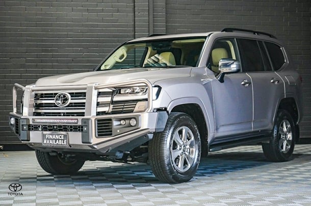2024 Toyota Landcruiser Sahara image 4