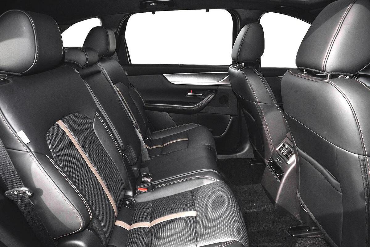 2024 Mazda CX-90 G50e Azami KK Auto i-ACTIV AWD image 8