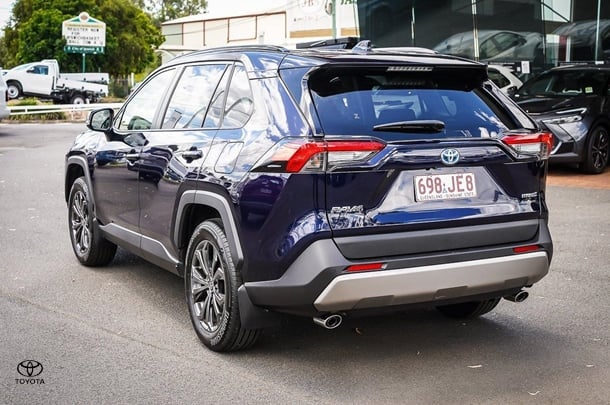 2024 Toyota RAV 4 Hybrid GXL-2WD image 8