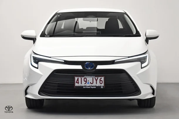 2024 Toyota Corolla Sedan Hybrid Ascent Sport image 2