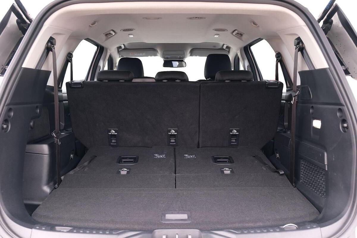 2024 Ford Everest Ambiente Auto FullTime 4WD DR MY25.25 image 7