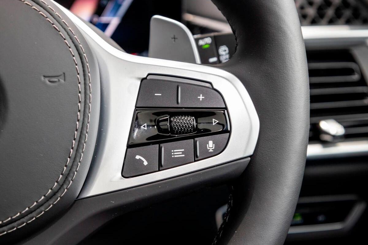 2024 BMW X7 xDrive40d M Sport G07 LCI Auto 4x4 image 16