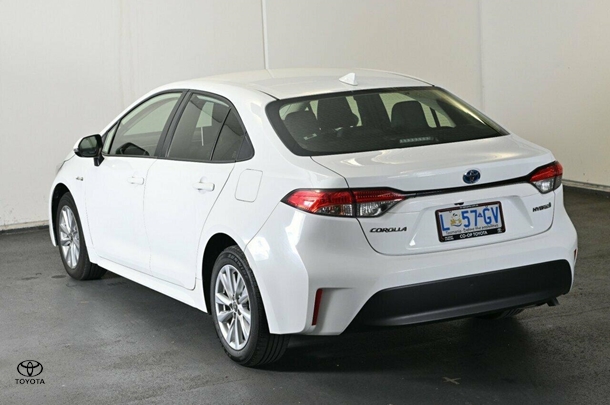 2023 Toyota Corolla Sedan Hybrid Ascent Sport image 23