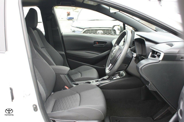 2022 Toyota Corolla Ascent Sport image 13