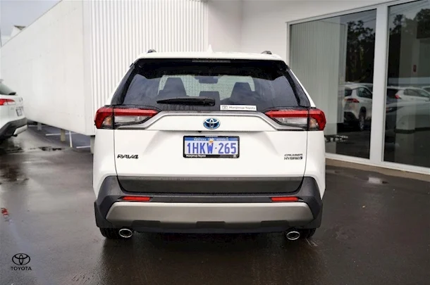 2021 Toyota Rav4 Hybrid Cruiser-2WD image 5