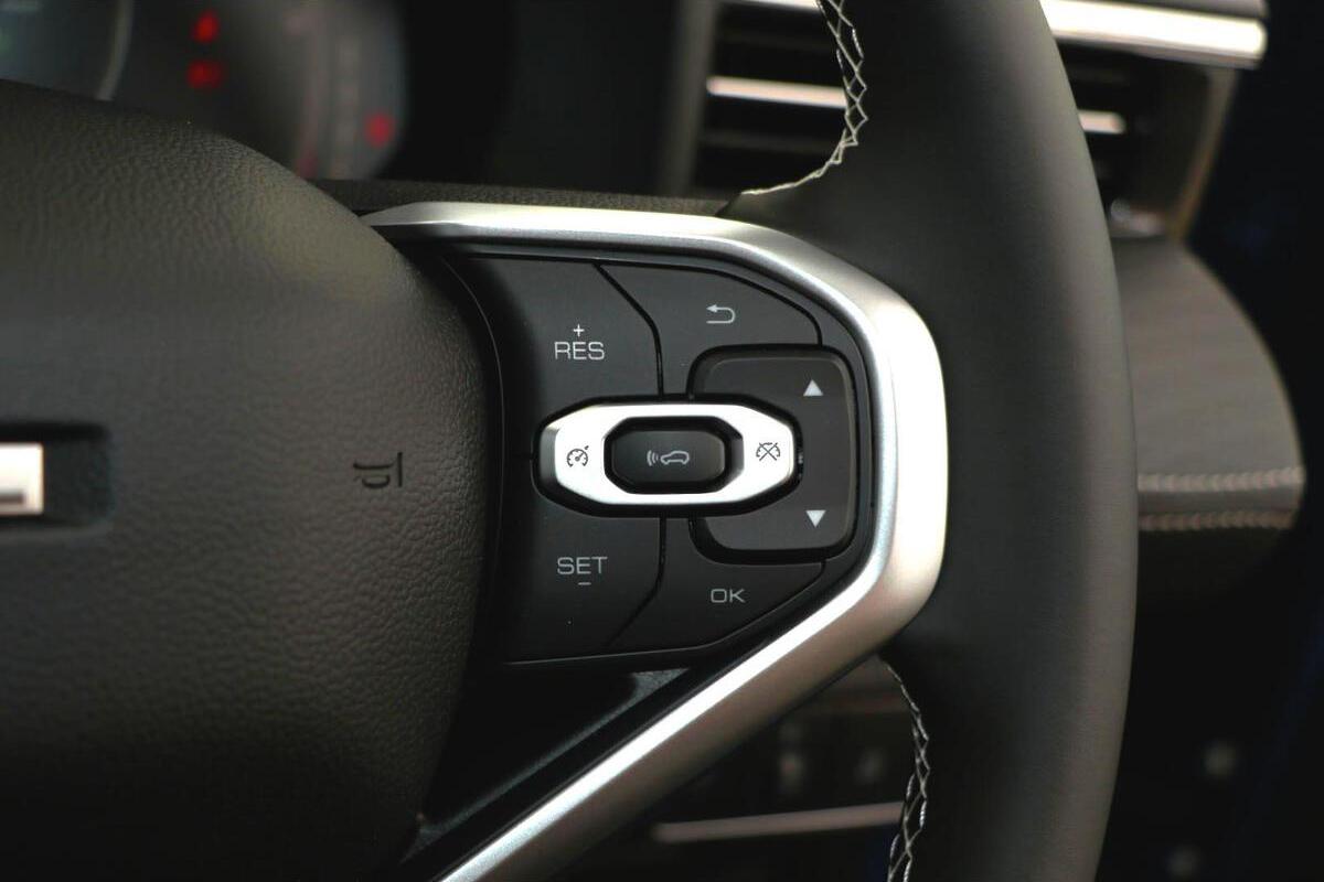 2025 GWM Haval Jolion Lux Hybrid Auto image 16