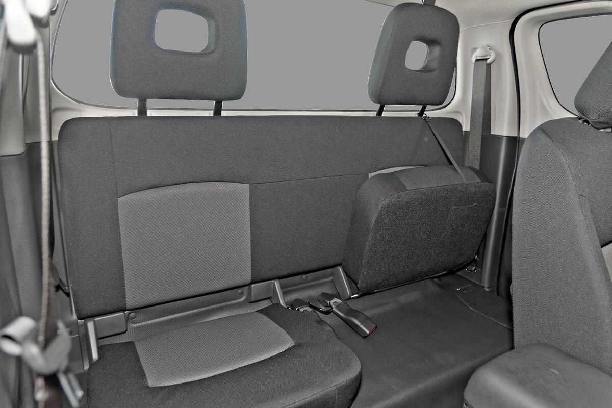 2024 Mitsubishi Triton GLX MR Auto 4x4 MY23 image 8