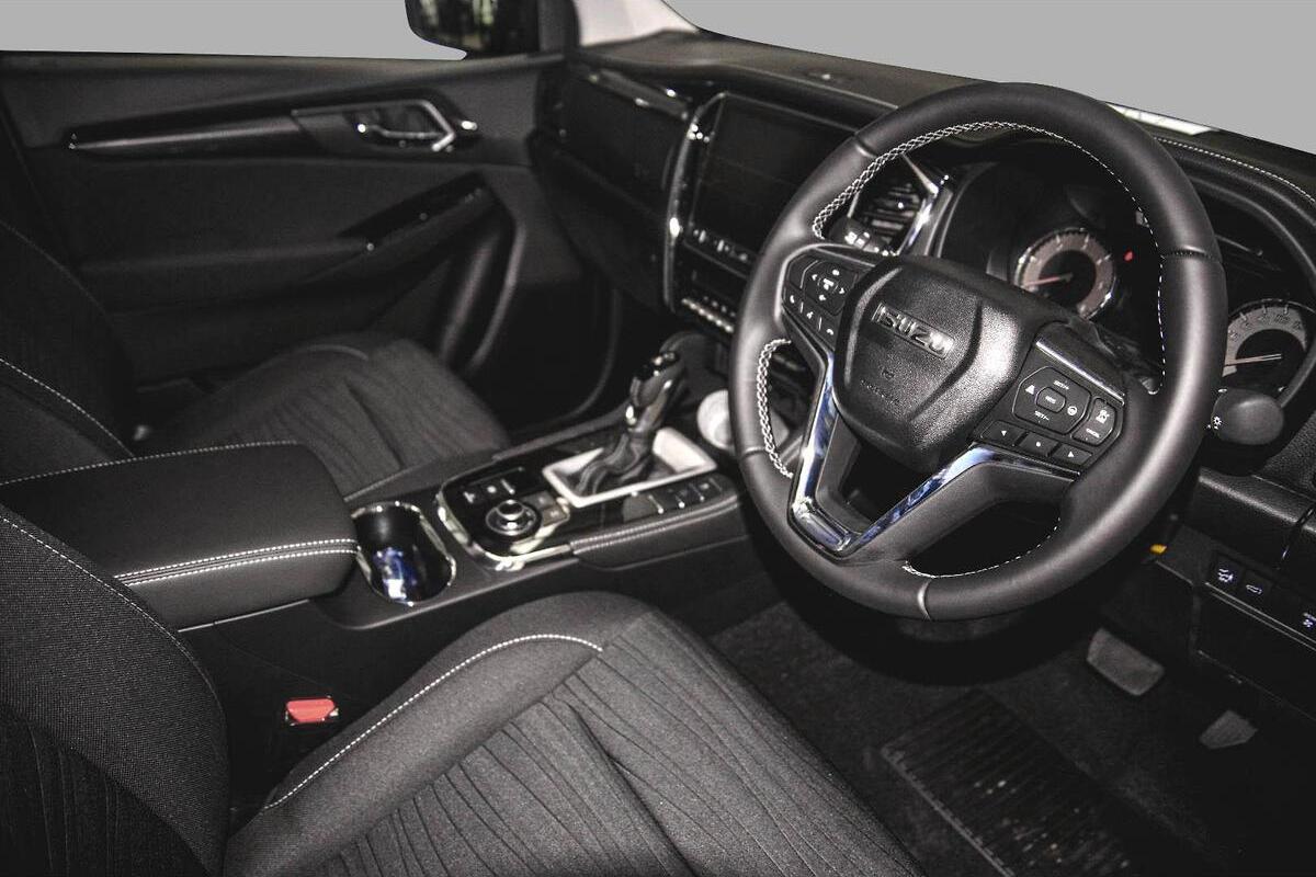 2024 Isuzu MU-X LS-U Auto 4x4 MY24 image 4