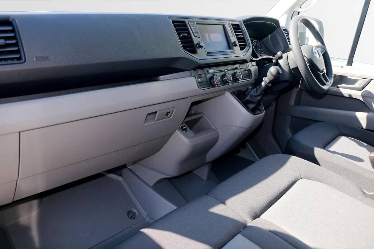 2024 Volkswagen Crafter 35 TDI340 SY1 Medium Wheelbase Manual FWD MY24 image 5