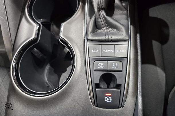 2023 Toyota Camry Hybrid Ascent image 23