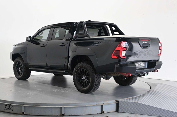 2021 Toyota Hilux 4x4 Rugged X image 7
