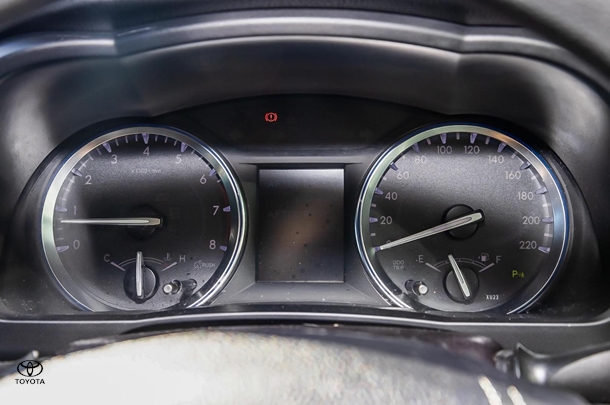 2015 Toyota KLUGER 4x2 GX image 18