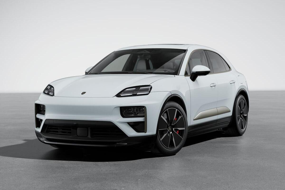 2024 Porsche Macan Turbo XAB Auto AWD MY25