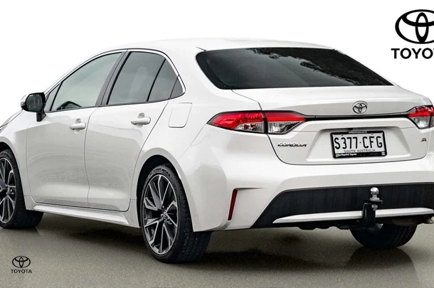 2020 Toyota COROLLA ZR image 5