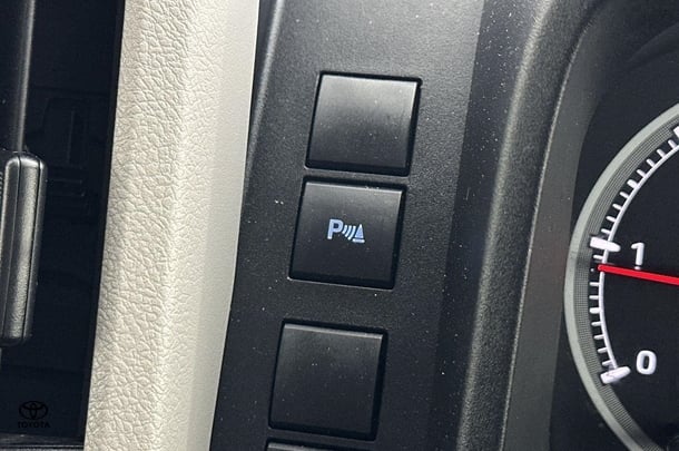 2021 Toyota Hiace LWB image 28