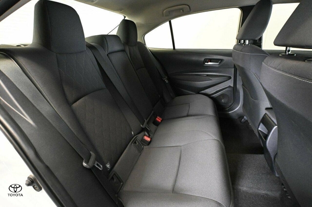 2023 Toyota Corolla Sedan Hybrid Ascent Sport image 9