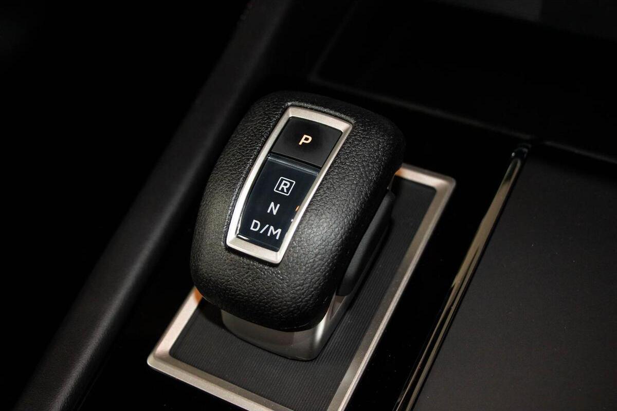 2024 Mitsubishi Outlander ES ZM Auto AWD MY24 image 14