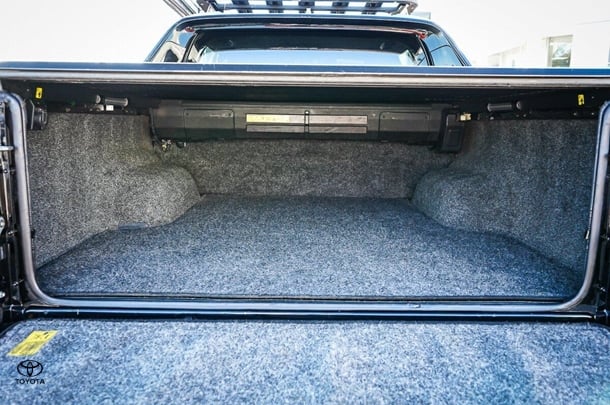 2022 Toyota Hilux 4x4 Rogue image 9