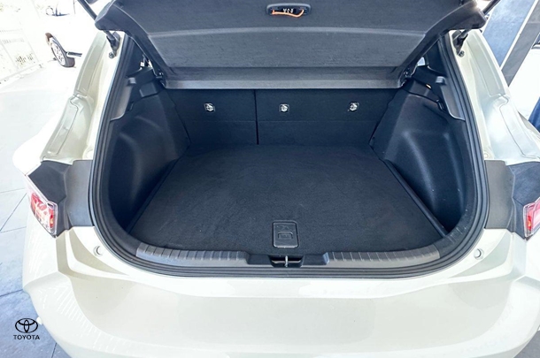 2018 Toyota Corolla Ascent Sport image 14