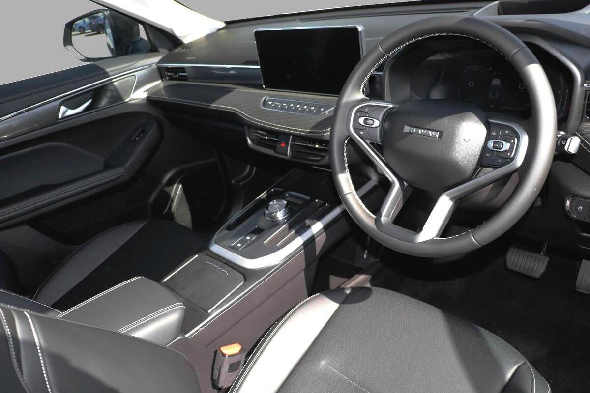 2025 GWM Haval Jolion Ultra Hybrid Auto image 6