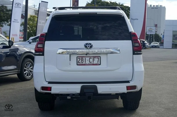 2021 Toyota Prado GXL image 5