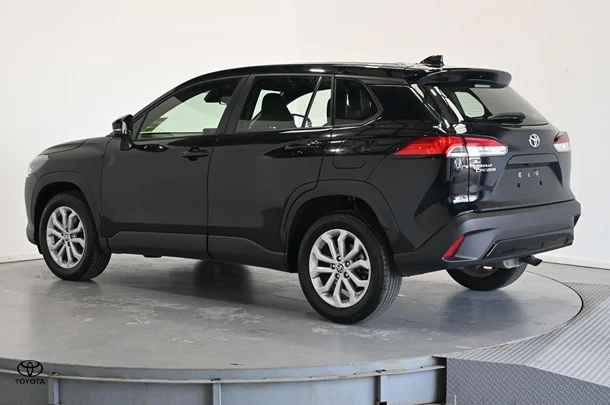 2023 Toyota Corolla Cross Petrol GX image 7