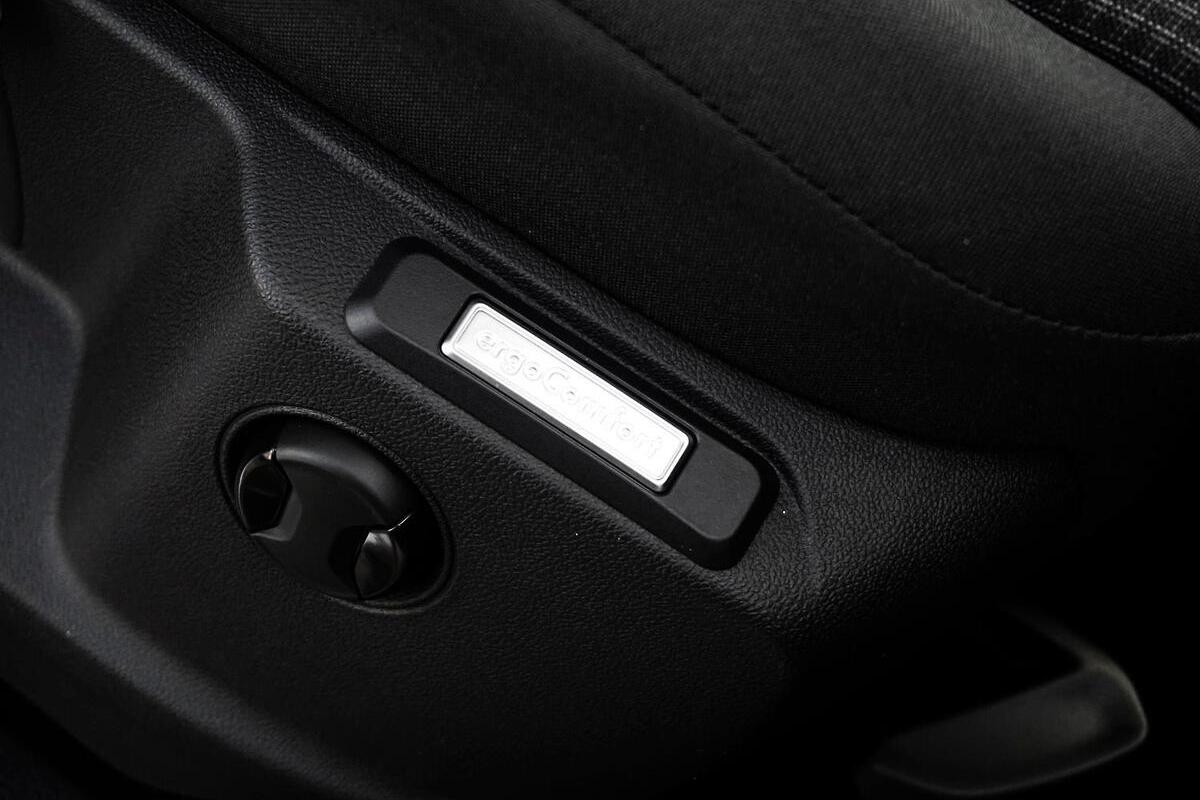 2024 Volkswagen Caddy TDI320 5 Maxi Auto MY24 image 15