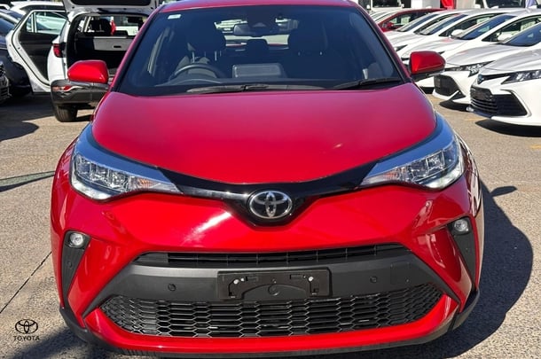 2023 Toyota C-HR GXL-2WD image 4