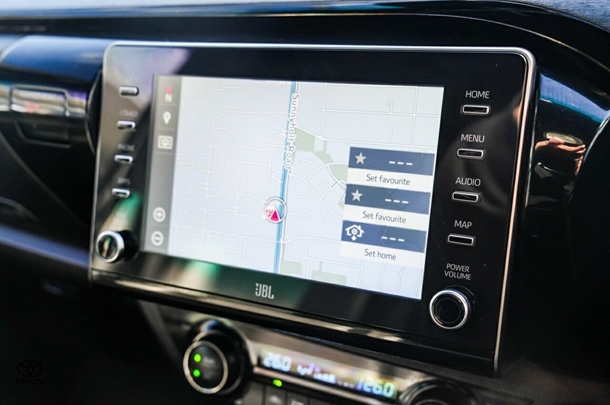2023 Toyota Hilux 4x4 Rogue image 14