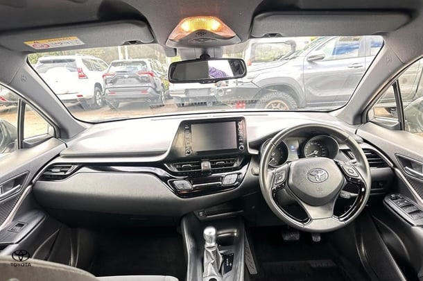 2022 Toyota C-HR GXL-2WD image 21
