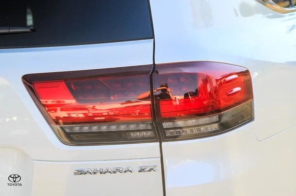2022 Toyota Landcruiser Sahara ZX image 14