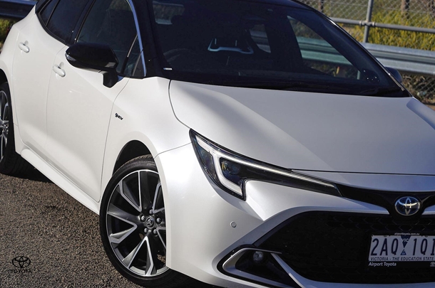 2024 Toyota Corolla ZR image 12