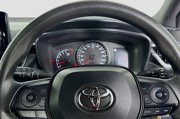 2019 Toyota Corolla Ascent Sport image 12